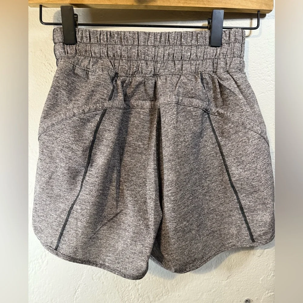 Lululemon Athletica Heathered Gray Athletic Shorts Size 2 - Picture 4 of 11